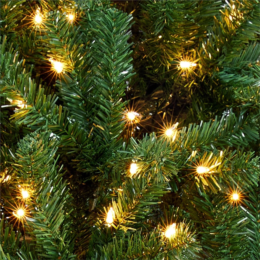 6 Ft Pre-Lit Christmas Tree with Warm Lights, Green