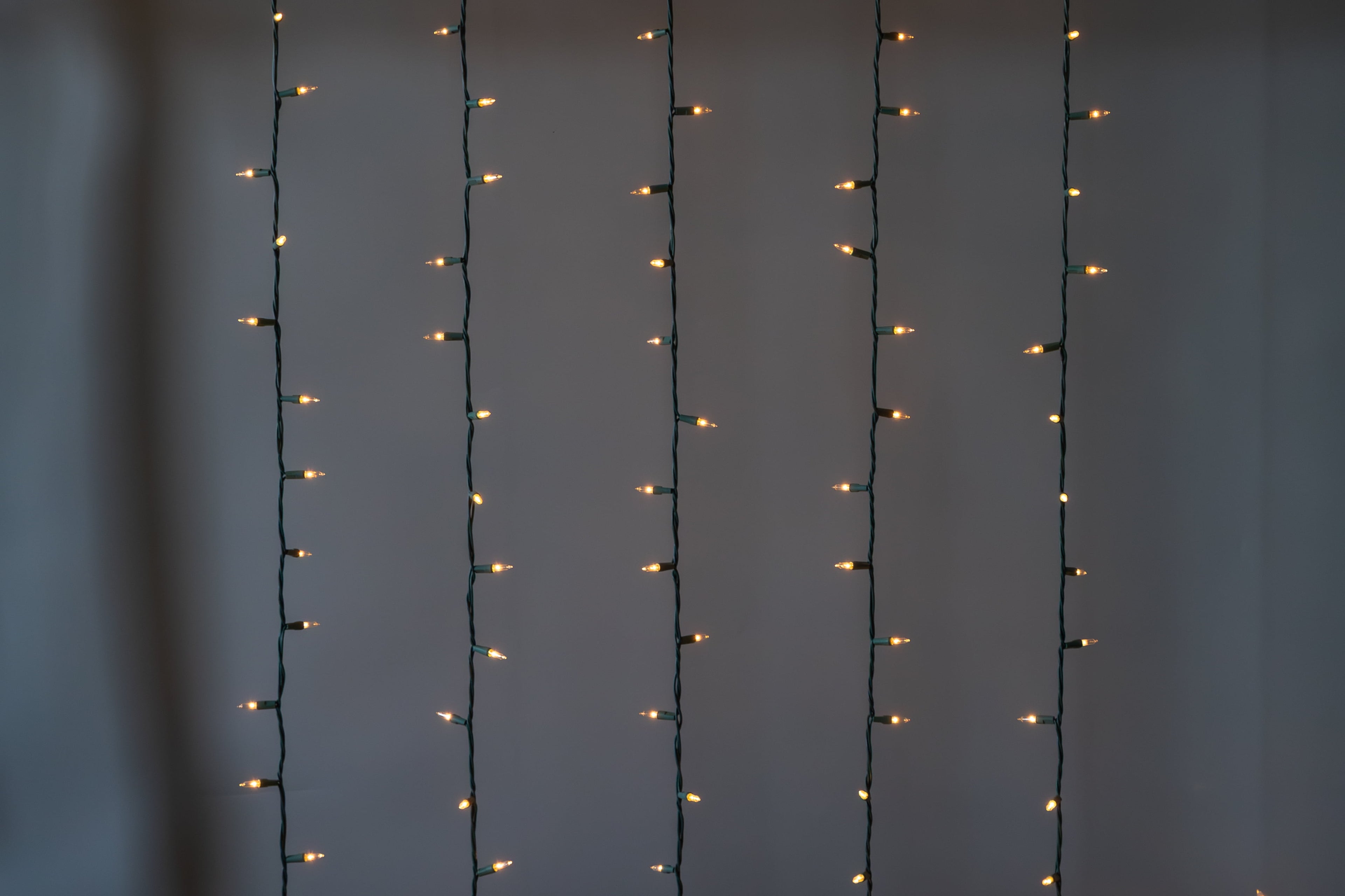 100 Count Mini String Christmas Lights, Clear - 22 Feet Indoor/Outdoor Christmas Tree Lights with Green Wire